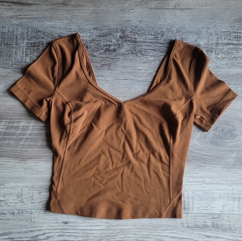 Lululemon Align Tee - Picture 5 of 8